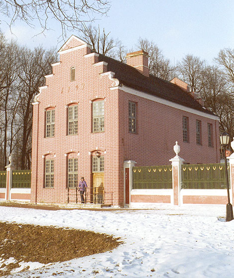  2001.