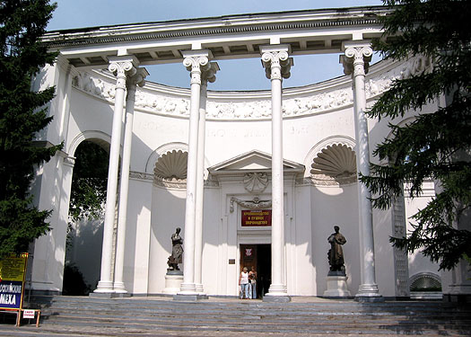  2004.