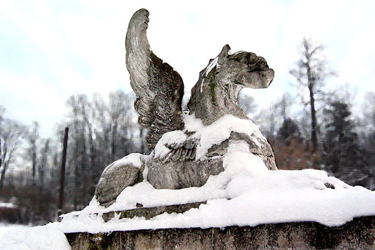  2004.