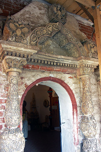  2006.