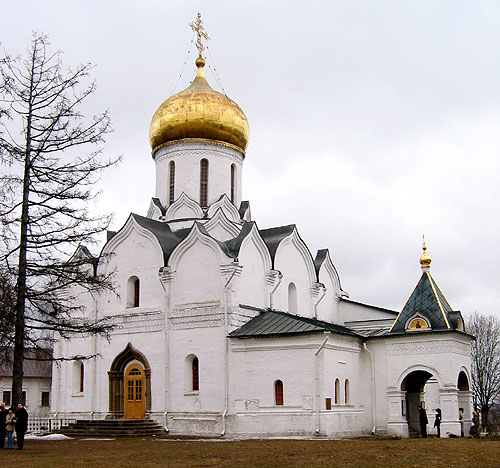  2004.