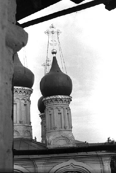Вид с колокольни на главы. Фото 1960-х гг.