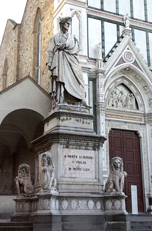 Флоренция данте. Памятник Данте у Санта Кроче. Данте Алигьери памятник во Флоренции. Санта-Кроче Флоренция могила Микеланджело. Санта Кроче памятник Алигьери.