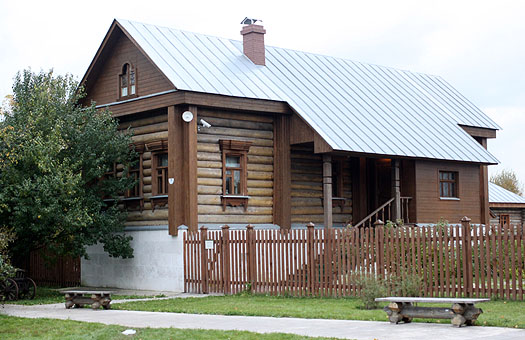  2013.