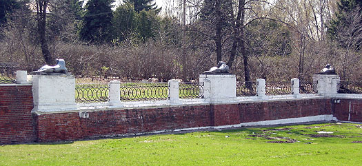  2003.