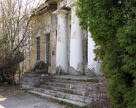  2003.