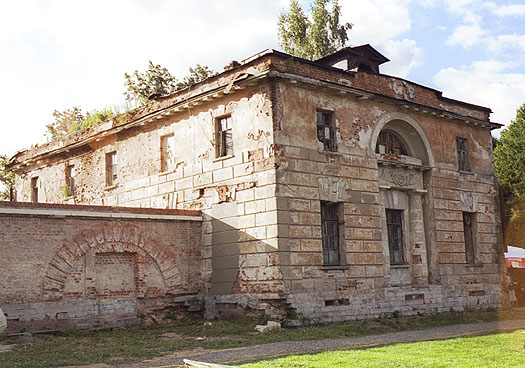  2001.