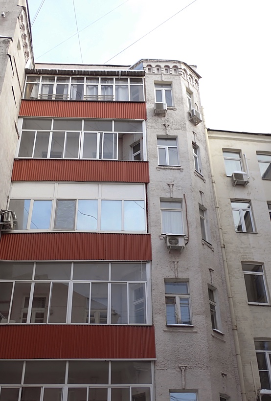 P2050586